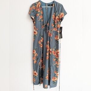 Lulu's blue floral dress NWT size large